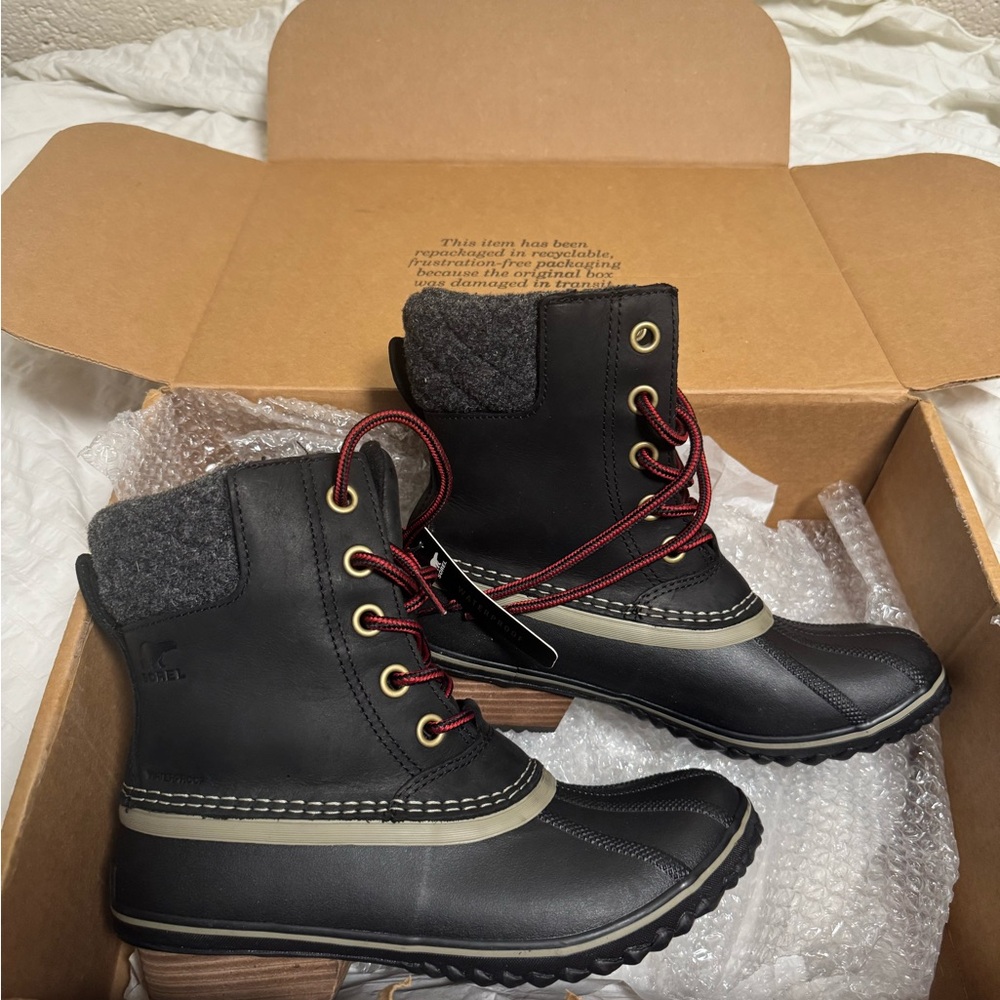 Sorel Black and Gray Boots with Red Laces